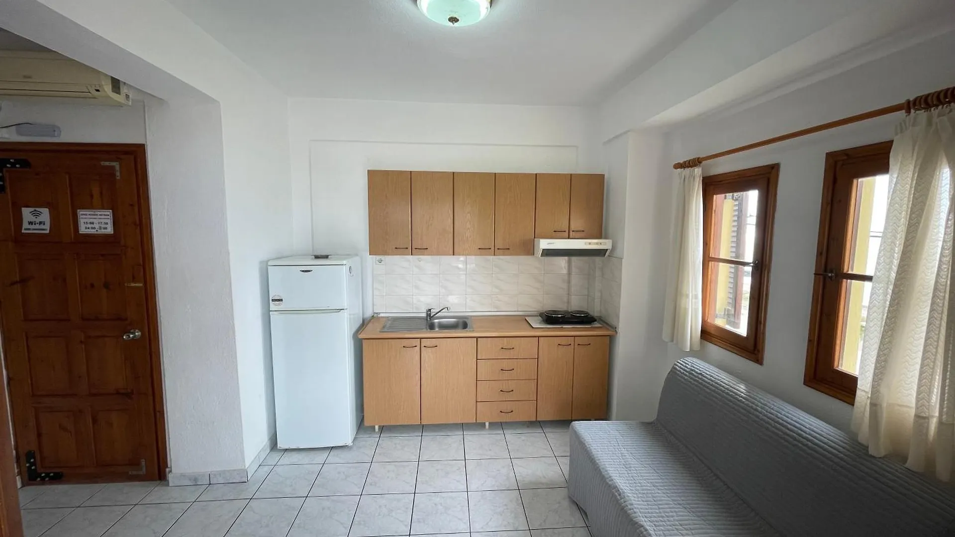 Vila Kaliopi Nikiti  Aparthotel Nikiti (Sithonia)
